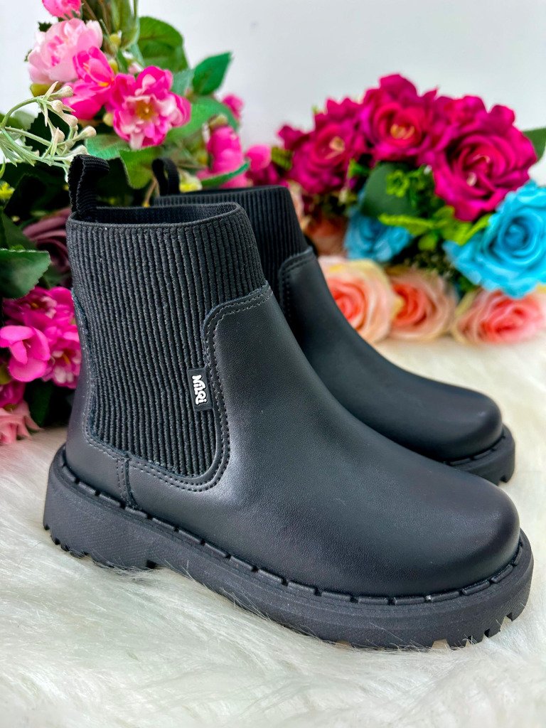 Bota – Coturno Nilqi Antonella Preto
